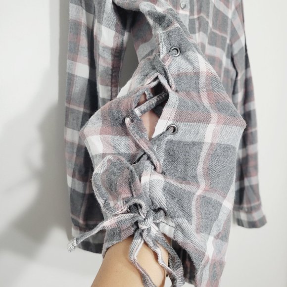 Garage Plaid Long Sleeve Button Front Collared Lace Up Side Shirt Gray White - Picture 3 of 10